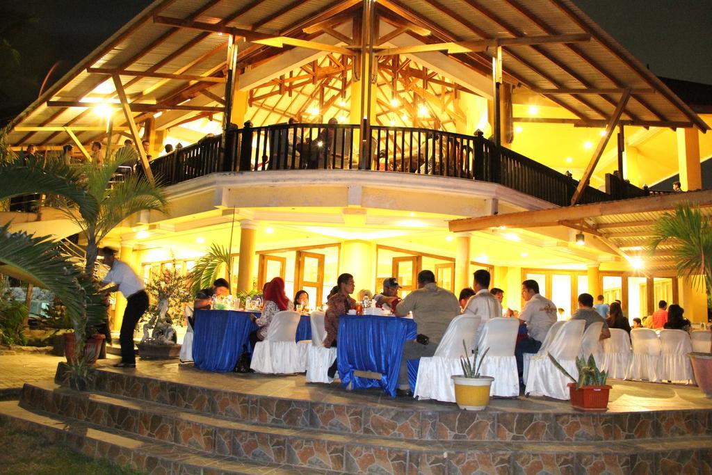 Kampoeng Nelayan Hotel Palu Exteriér fotografie